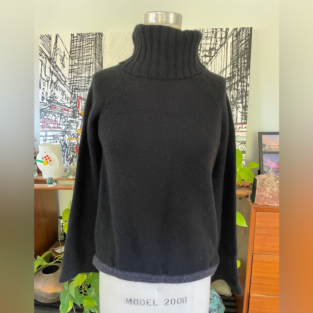 Dear Pruitt Cashmere sweater turtleneck black gray trim